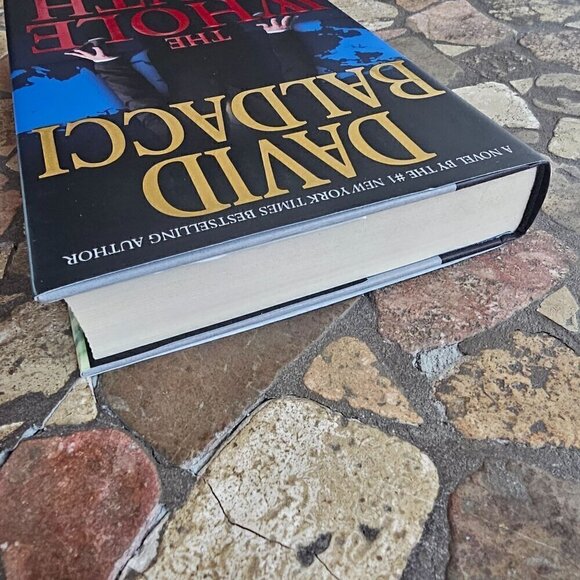 David Baldacci "The Whole Truth" 1st Edition Hardcover Thriller Novel - Picture 9 of 9